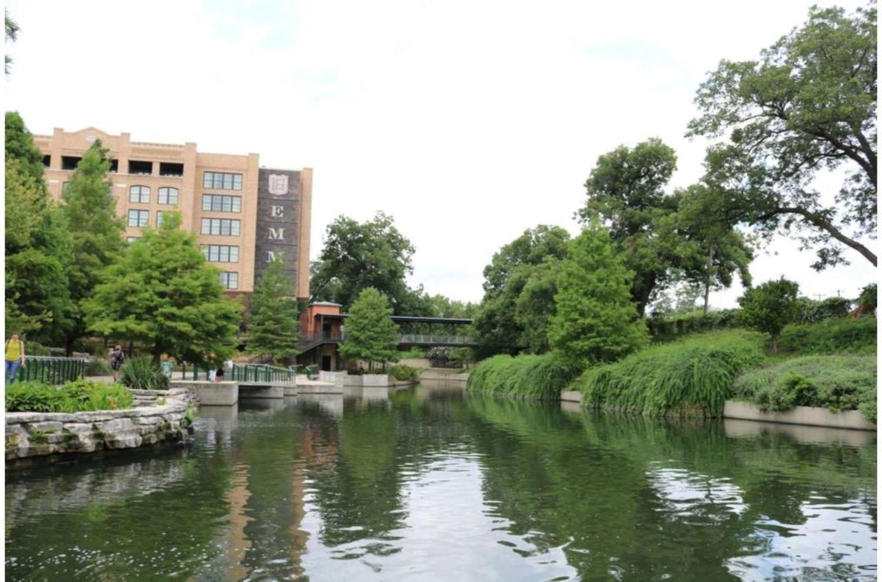 Fabulous Newly Renovated 1Br1Ba Near Downtown Lägenhet San Antonio Exteriör bild